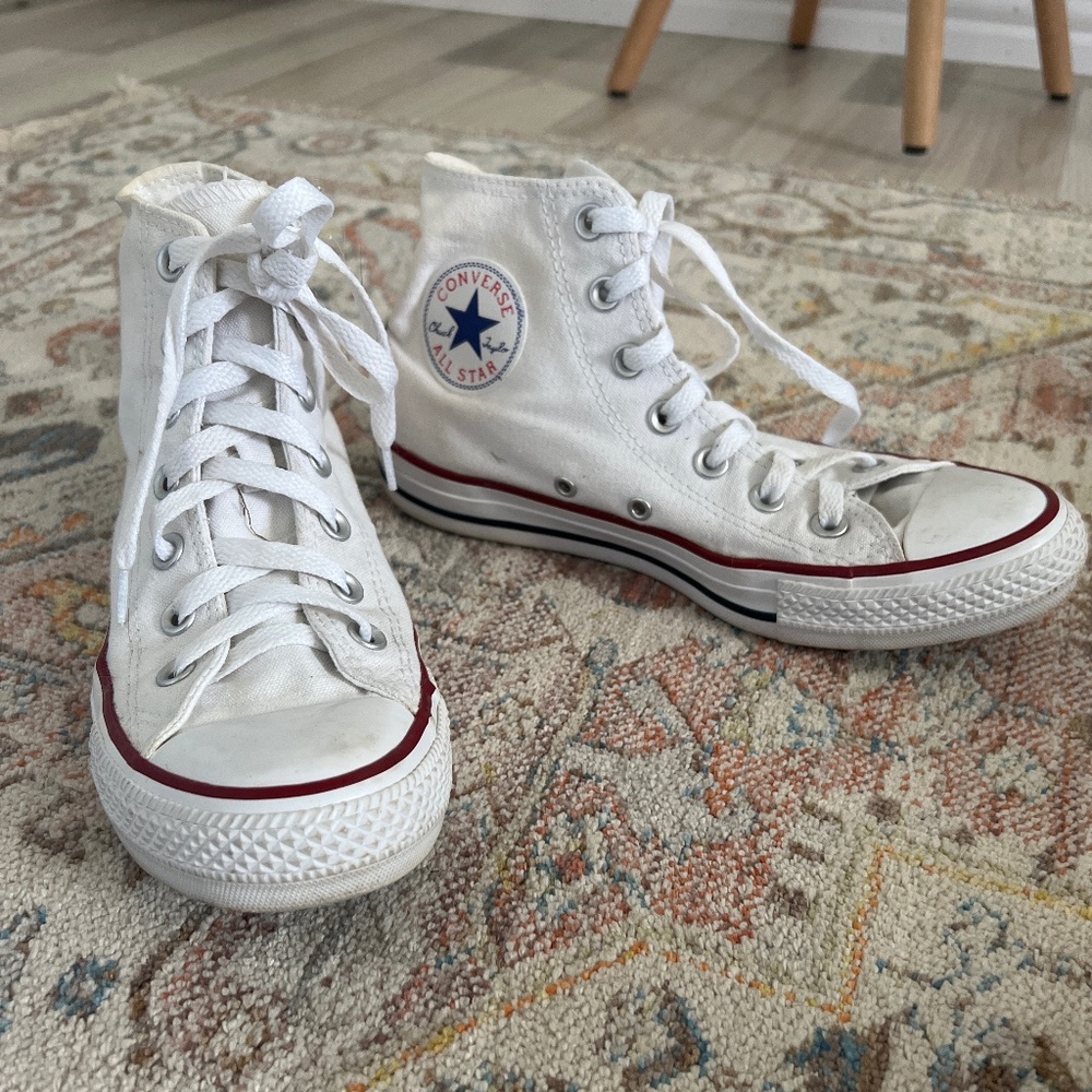 White converse high tops women’s size 7